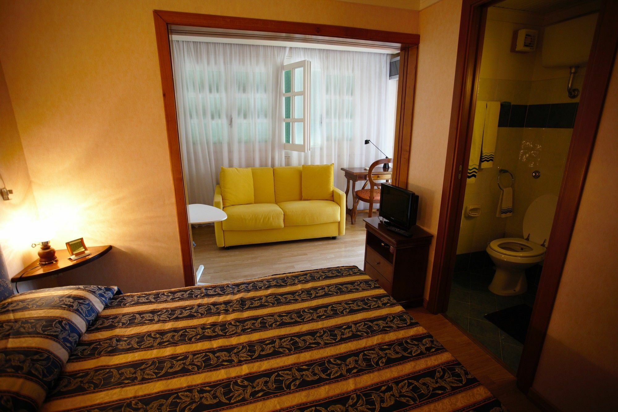 Residenza Matilde Acomodação com café da manhã  2*